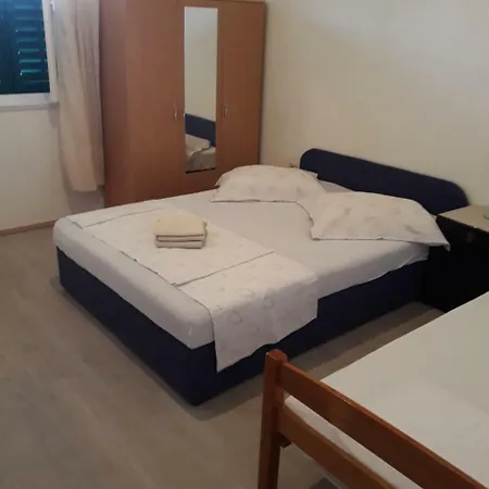 Nazor Apartment Dugi Rat