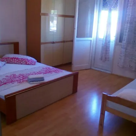 Nazor Apartment Dugi Rat